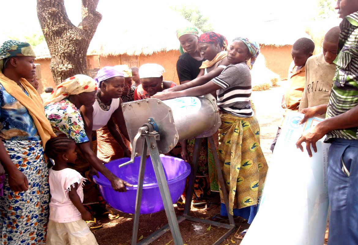 Training of Farmers in the Use of Food Processing Equipment